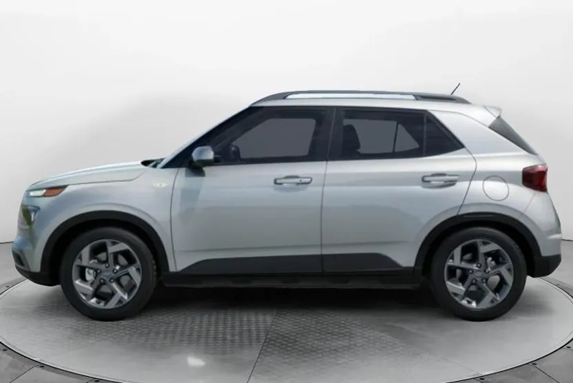 2025 Hyundai Venue SEL photo 1