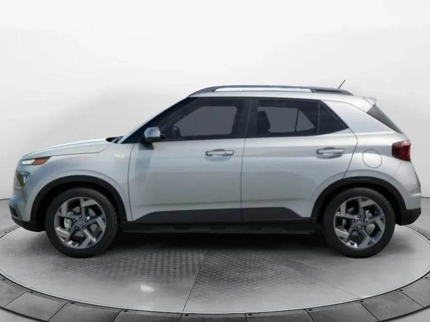 2025 Hyundai Venue SEL photo 1