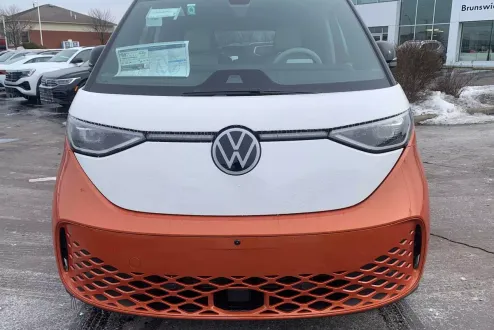 2025 Volkswagen ID. Buzz photo 3