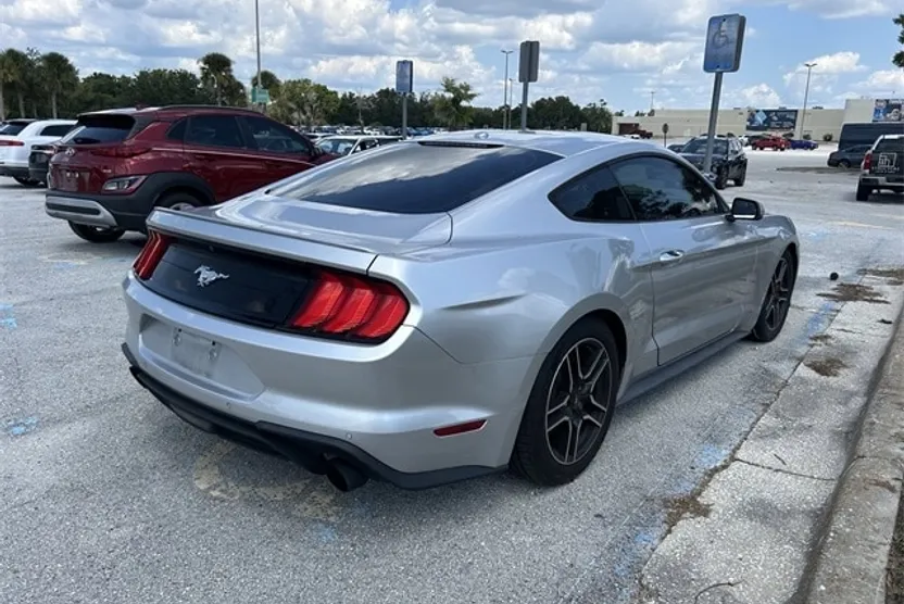 2019 Ford Mustang EcoBoost Premium photo 1
