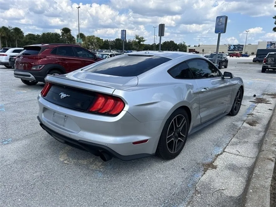 2019 Ford Mustang EcoBoost Premium photo 1