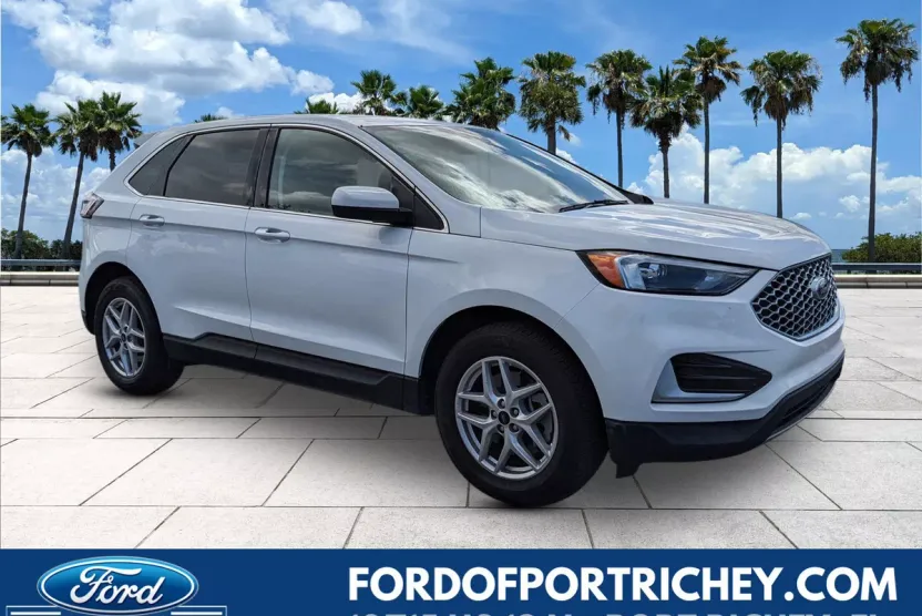 2023 Ford Edge SEL photo 1