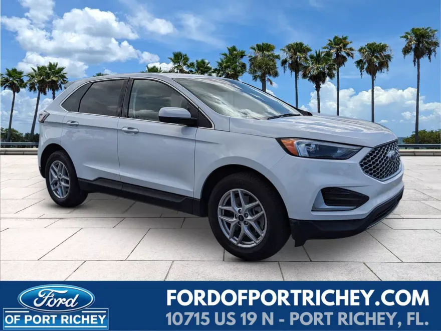 2023 Ford Edge SEL photo 1