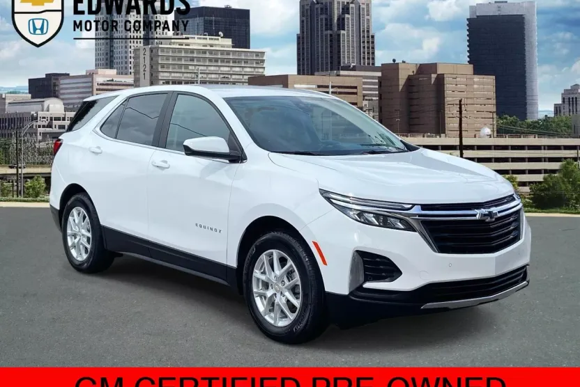 2022 Chevrolet Equinox LT photo 1