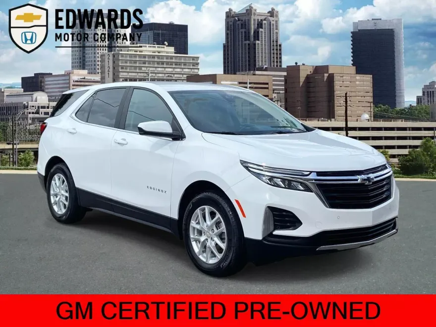 2022 Chevrolet Equinox LT photo 1