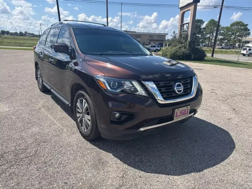 2020 Nissan Pathfinder SL photo 1