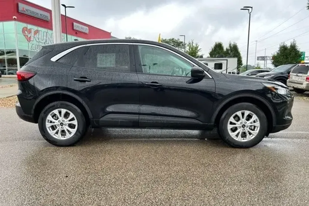 2024 Ford Escape Active photo 1