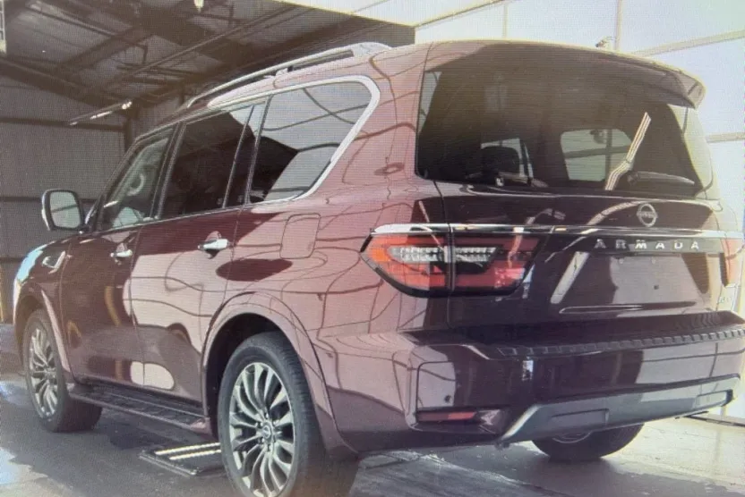 2024 Nissan Armada Platinum photo 1