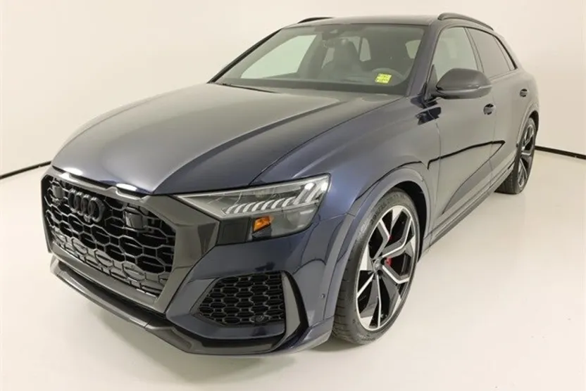 2024 Audi RS Q8 photo 1