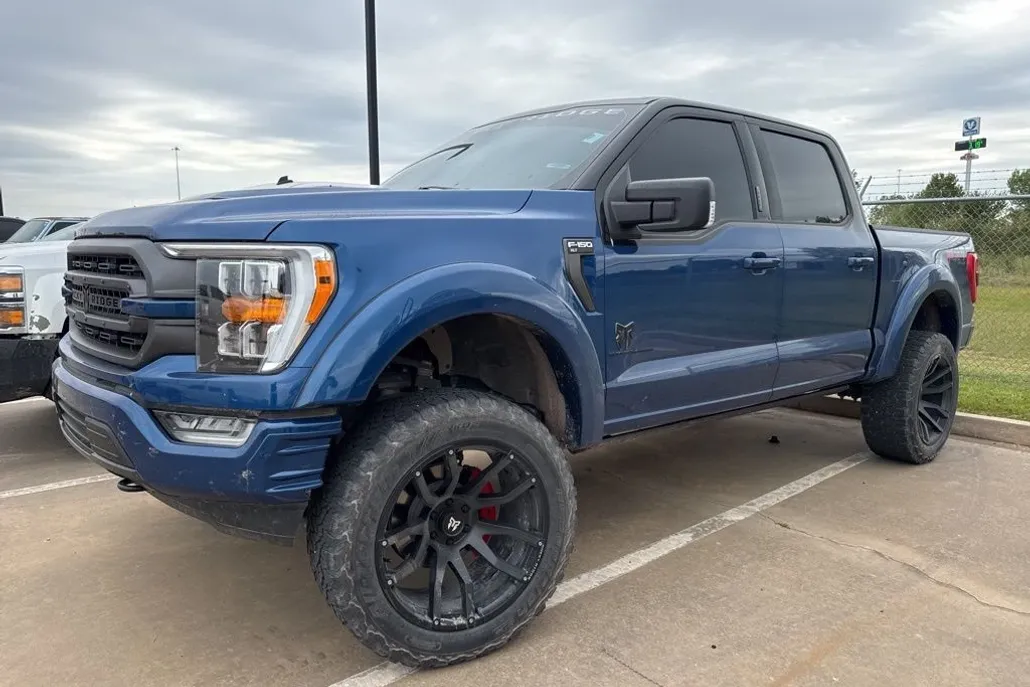 2022 Ford F-150 XLT FX4 photo 1