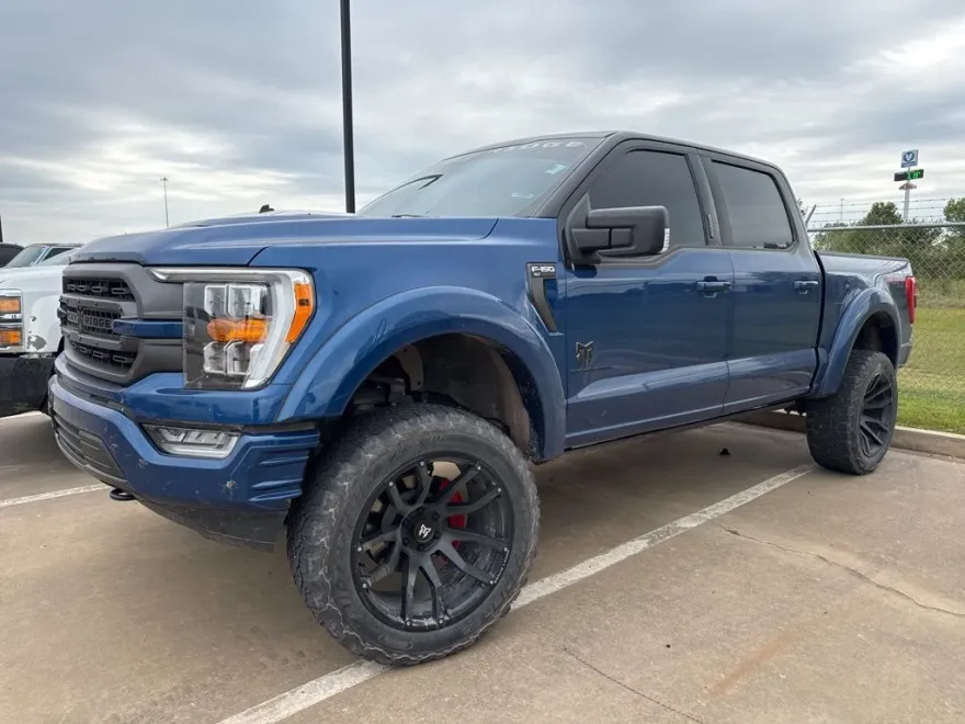 2022 Ford F-150 XLT FX4 photo 1