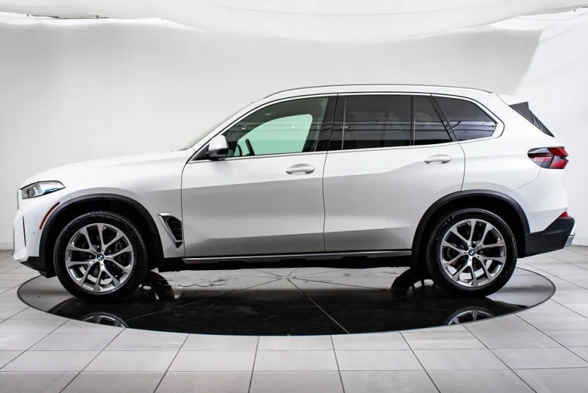 2025 Bmw X5 xDrive40i photo 1