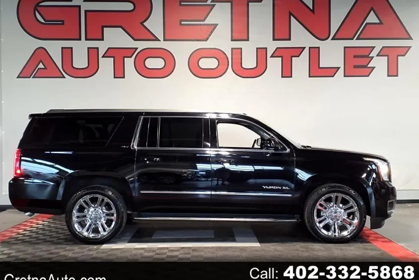 2017 Gmc Yukon XL SLT photo 1