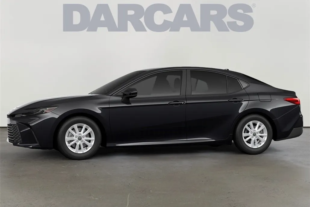 2026 Toyota Camry LE photo 1