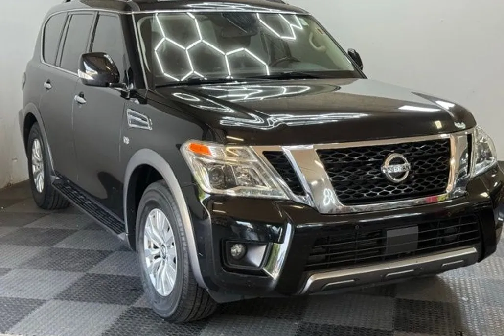 2020 Nissan Armada SV photo 1