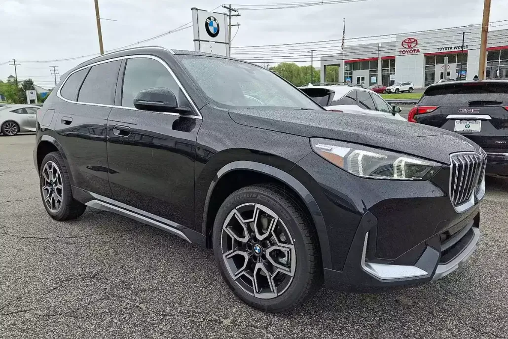 2025 Bmw X1 XDrive28i photo 1
