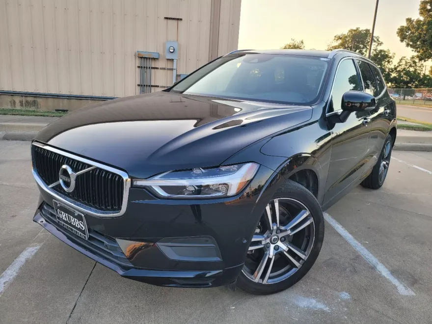 2019 Volvo XC60 T6 Momentum photo 1