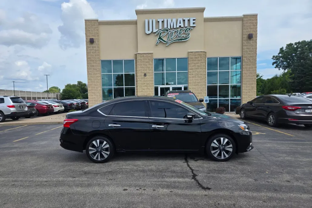 2019 Nissan Sentra SL photo 1