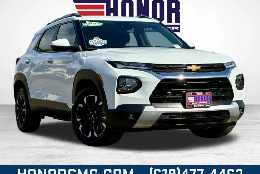 2023 Chevrolet Trailblazer LT photo 1
