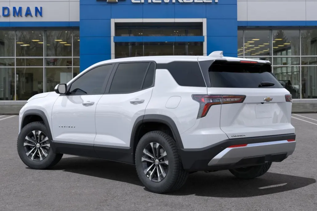 2025 Chevrolet Equinox LT photo 1