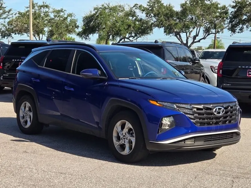 2022 Hyundai Tucson SEL photo 1