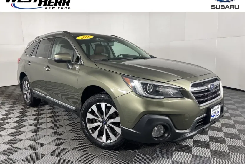 2019 Subaru Outback 2.5i photo 1