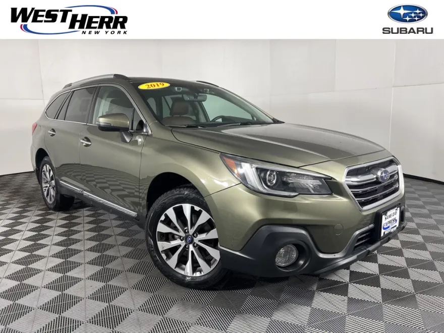 2019 Subaru Outback 2.5i photo 1