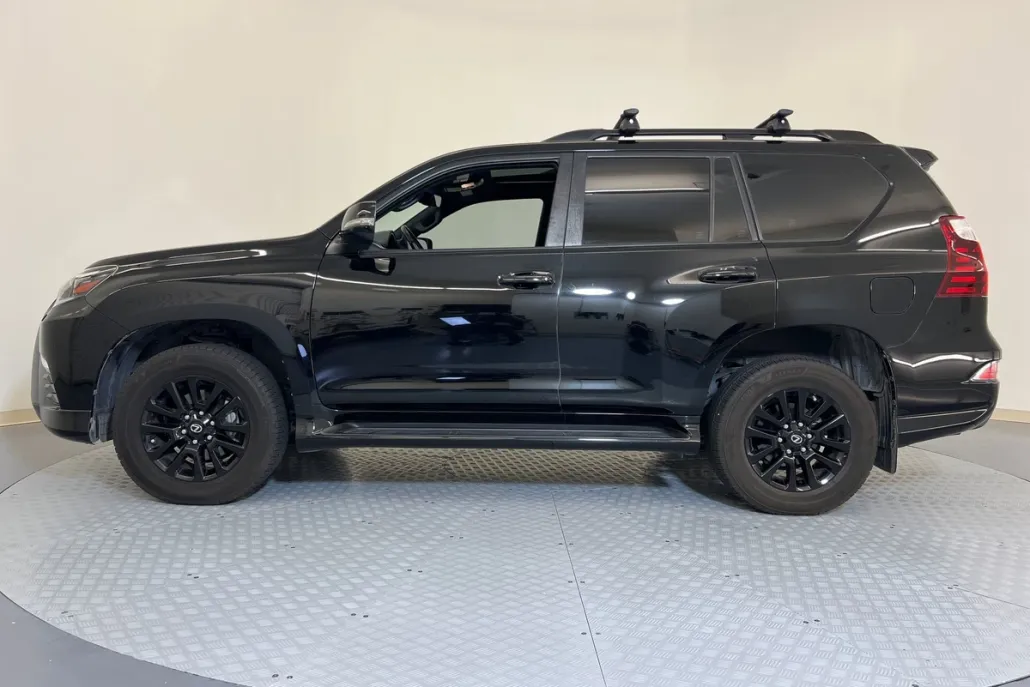 2022 Lexus GX 460 photo 1