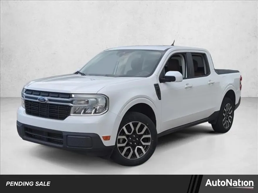 2022 Ford Maverick Lariat photo 1