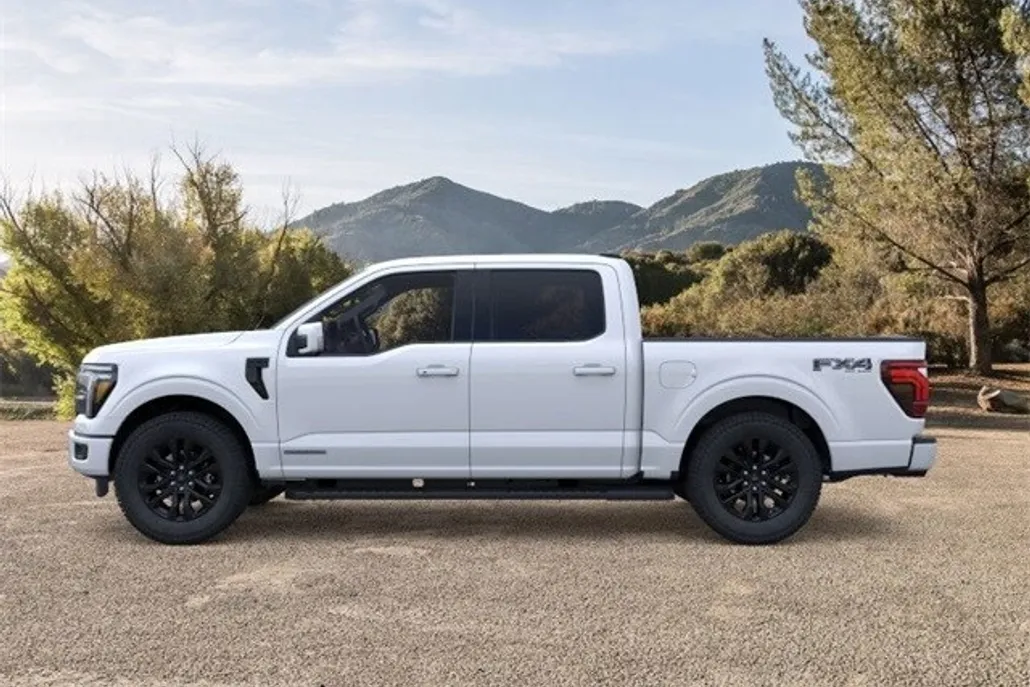 2025 Ford F-150 Lariat photo 1