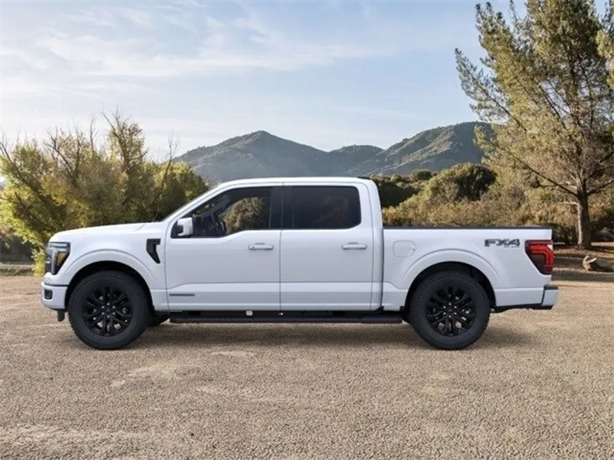 2025 Ford F-150 Lariat photo 1