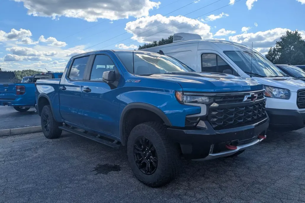 2022 Chevrolet Silverado 1500 ZR2 photo 1