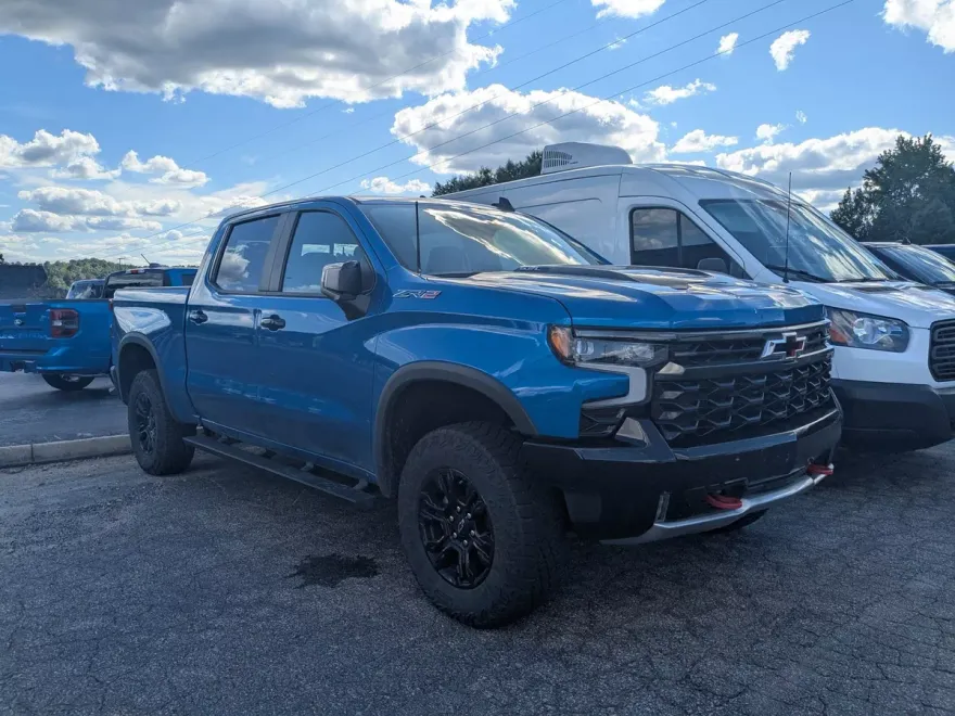2022 Chevrolet Silverado 1500 ZR2 photo 1