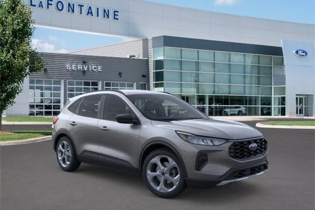 2025 Ford Escape ST-Line photo 1