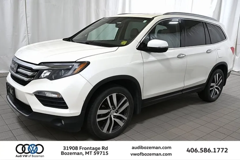 2016 Honda Pilot Touring photo 1