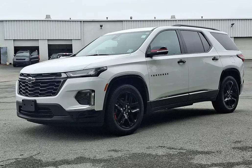 2023 Chevrolet Traverse Premier photo 1