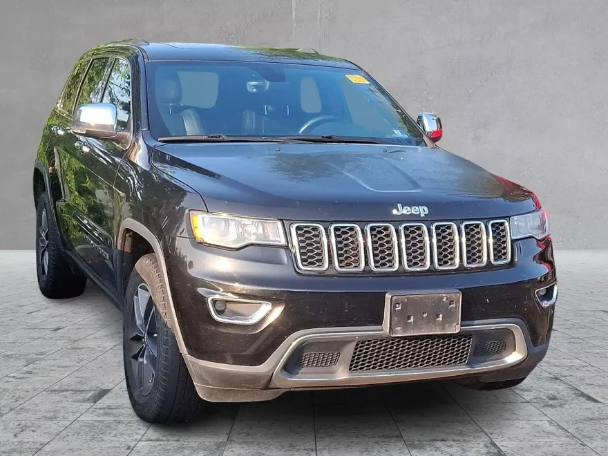 2017 Jeep Grand Cherokee Limited photo 1