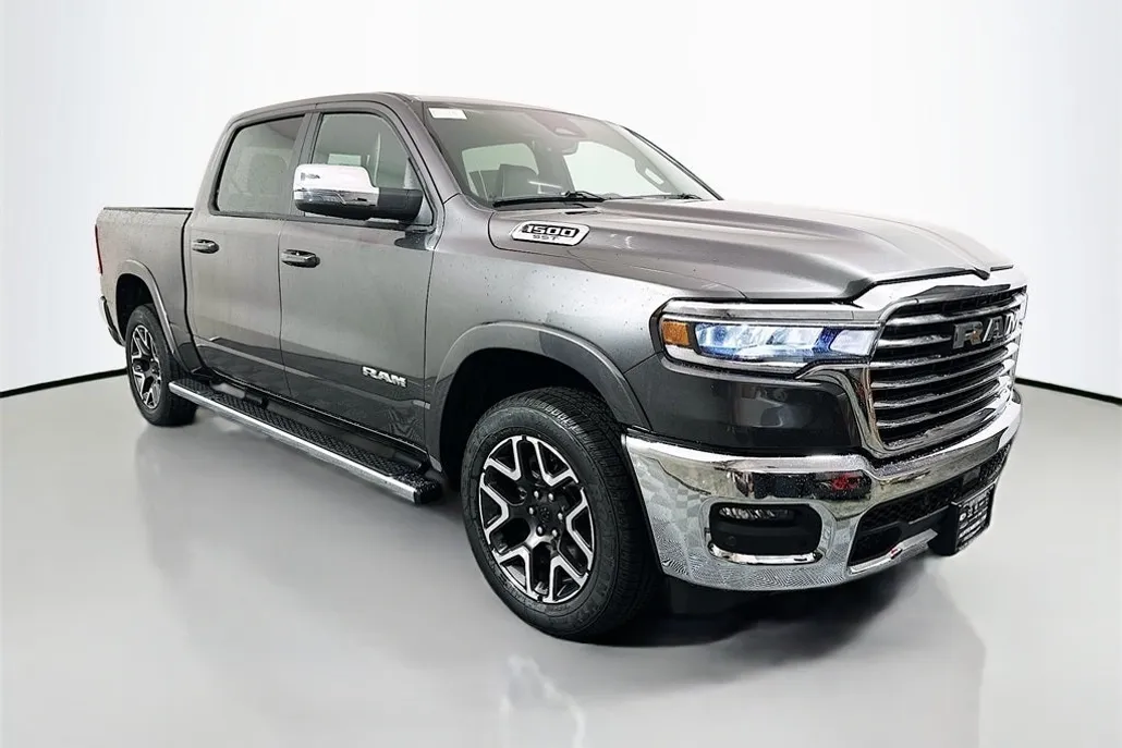 2025 Ram 1500 Laramie photo 1