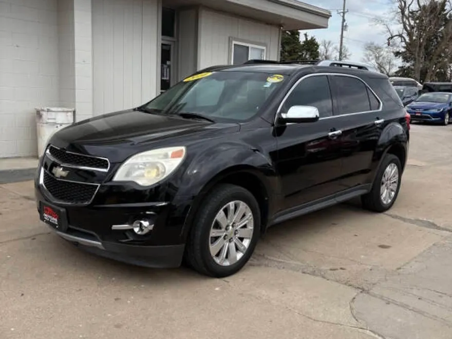 2010 Chevrolet Equinox LTZ photo 1