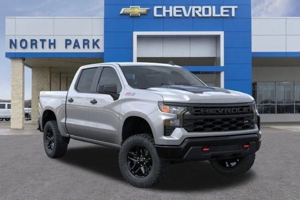 2026 Chevrolet Silverado 1500 Custom Trail Boss photo 1