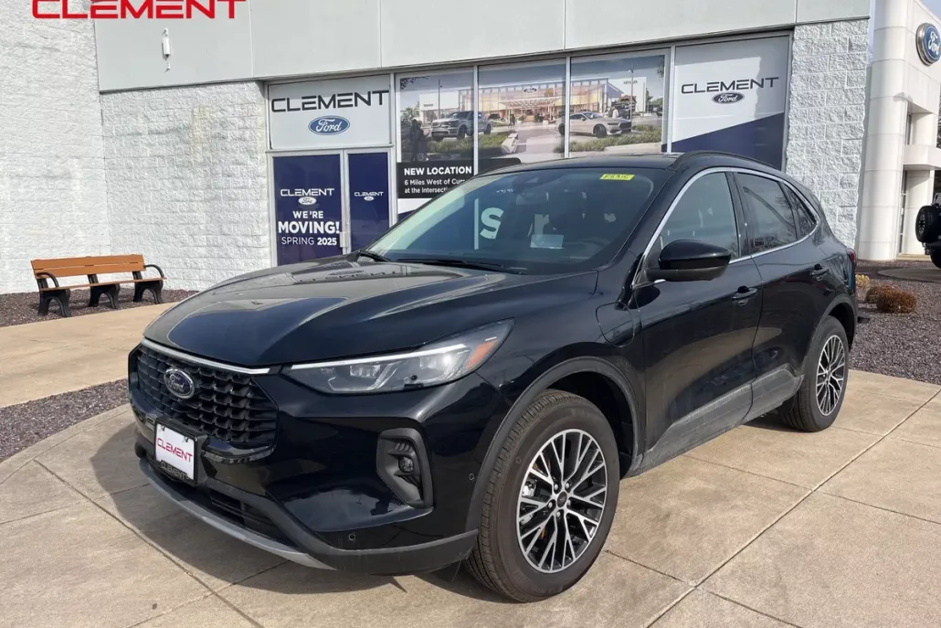 2024 Ford Escape Premium photo 1