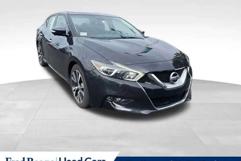 2017 Nissan Maxima Platinum photo 1
