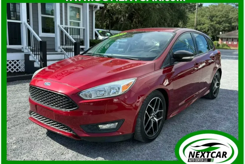 2015 Ford Focus SE photo 1