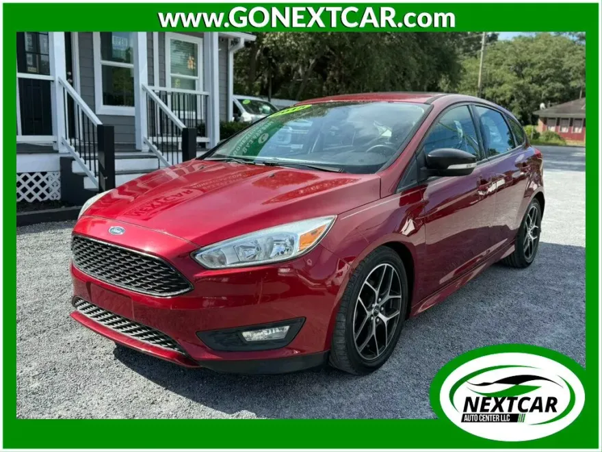 2015 Ford Focus SE photo 1