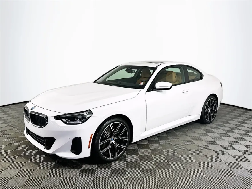 2024 Bmw 230i xDrive photo 1