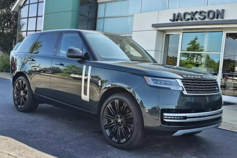 2025 Land Rover Range Rover Autobiography photo 1