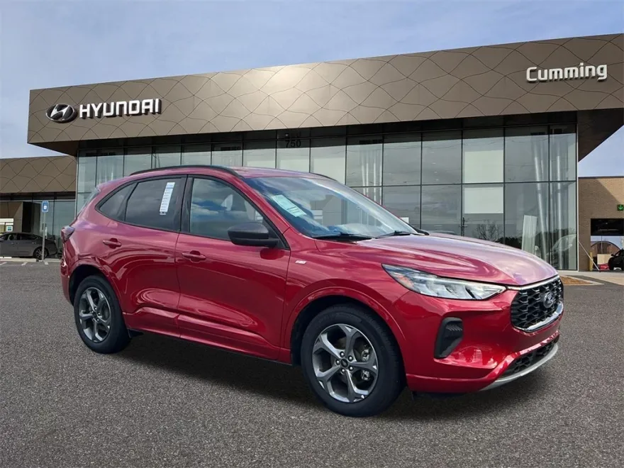 2024 Ford Escape ST-Line photo 1