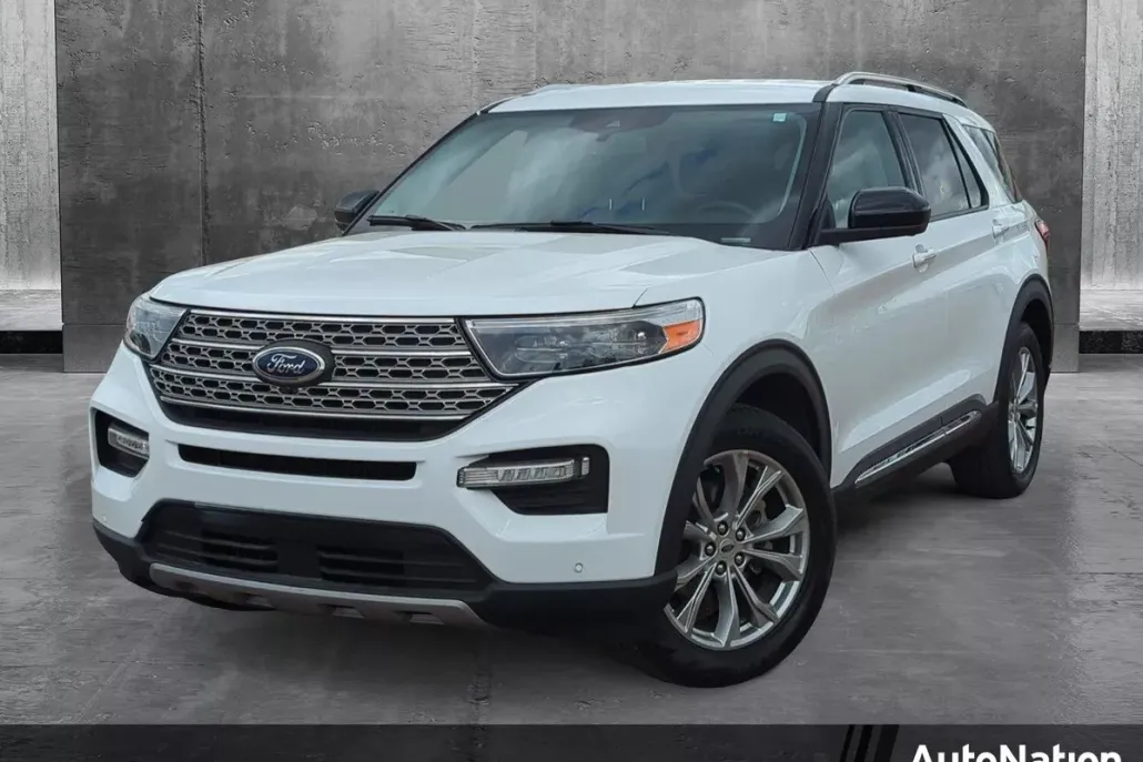 2023 Ford Explorer Limited photo 1