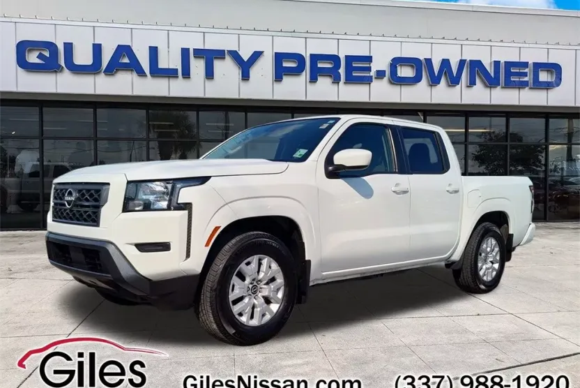 2023 Nissan Frontier SV photo 1