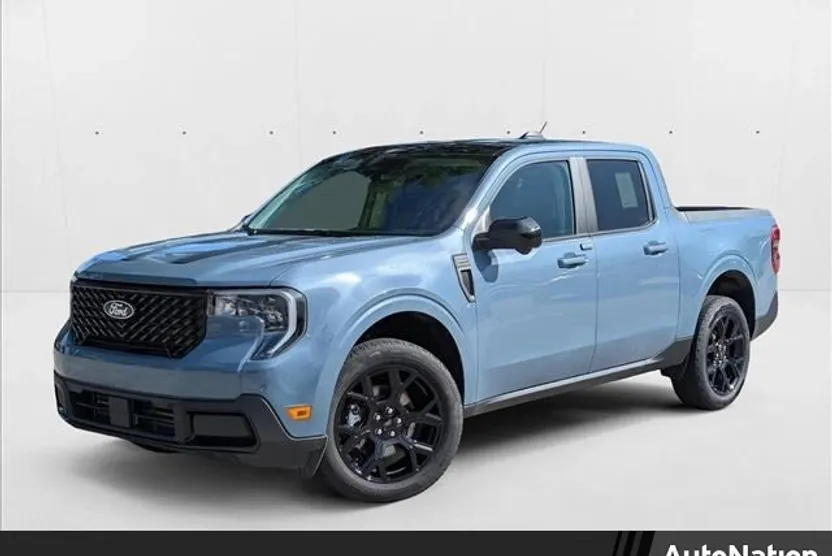 2025 Ford Maverick Lariat photo 1
